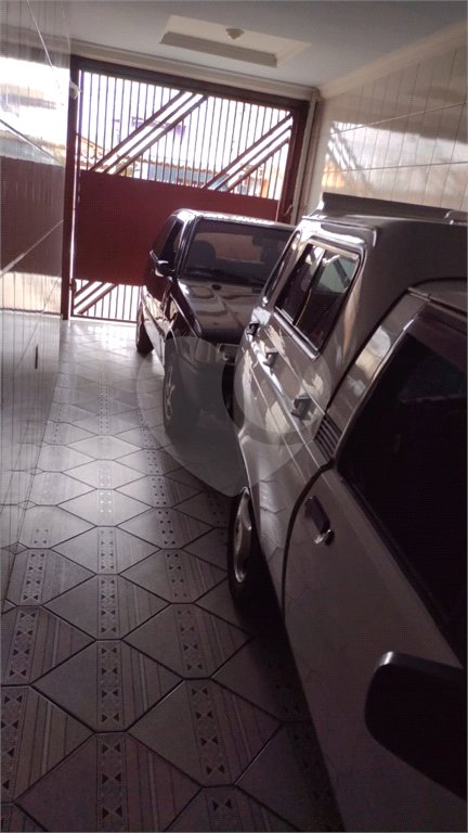 Casa à venda com 4 quartos, sendo 1 suíte,  em Jardim Cacique, Suzano, SP