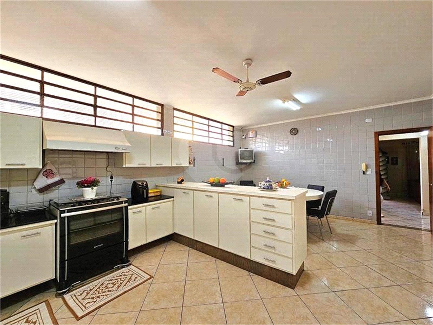 Casa Térrea à venda com 6 quartos, sendo 4 suítes, em Jardim Maria Goretti, Ribeirão Preto, SP