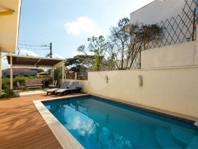 Casa Térrea à venda com 3 quartos, sendo 1 suíte,  em Brooklin, São Paulo, SP