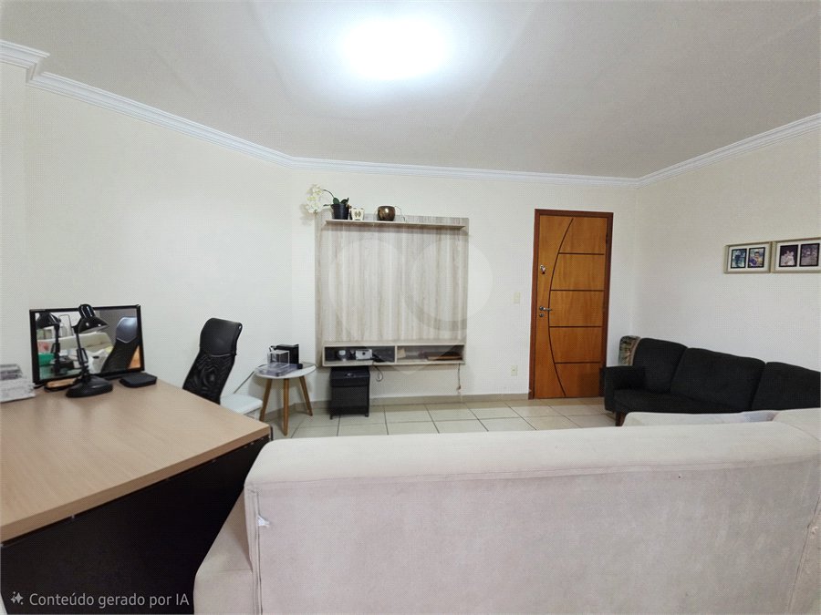 Apartamento à venda com 3 quartos, sendo 1 suíte,  em Jardim Guadalajara, Sorocaba, SP