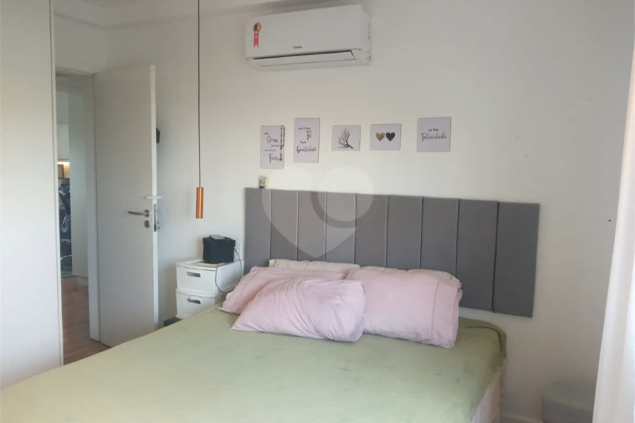 Apartamento 3 dormitórios, região do Campo Belo. Condomínio com laser completo.