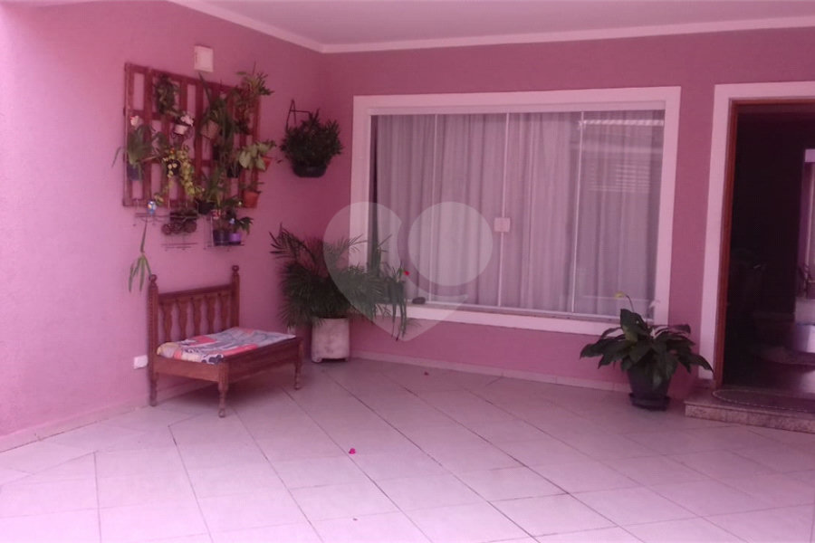 Casa à venda com 4 quartos, sendo 2 suítes, em Vila Medeiros, São Paulo, SP