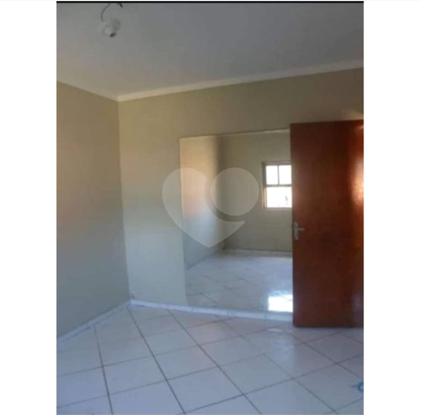 Casa à venda com 2 quartos em Corrupira, Jundiaí, SP