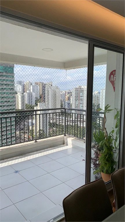 Apartamento à venda com 4 quartos, sendo 2 suítes,  em Jardim Caboré, São Paulo, SP