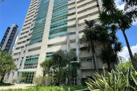 Apartamento à venda com 3 suítes em Vila Suzana, São Paulo, SP