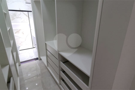 Casa à venda com 3 suítes no condomínio Residencial Viena, Indaiatuba - SP