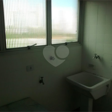 Apartamento à venda com 3 quartos, sendo 1 suíte,  em Cidade Monções, São Paulo, SP