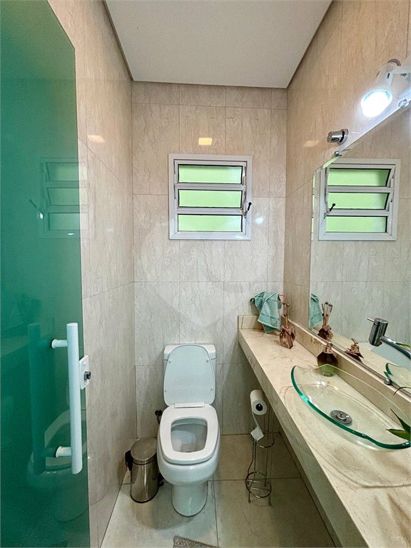 Casa à venda ou para alugar com 6 quartos, sendo 1 suíte, em Residencial/Comercial, Guarulhos, SP