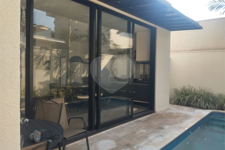 Casa à venda com 3 suítes em Jardim Salto Grande, Araraquara, SP