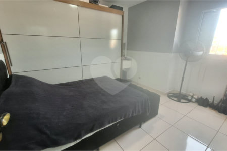 Apartamento à venda com 1 quarto em Aparecidinha, Sorocaba, SP