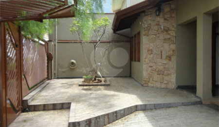 Casa à venda com 3 quartos, sendo 1 suíte,  em Santa Marina, Valinhos, SP