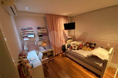 Apartamento à venda com 4 suítes em Vila Maria Alta, São Paulo, SP