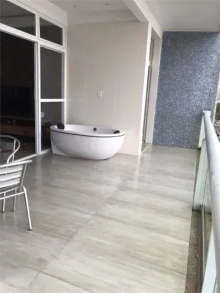 Apartamento Residencial à venda, Pitangueiras, Guarujá - AP1859.