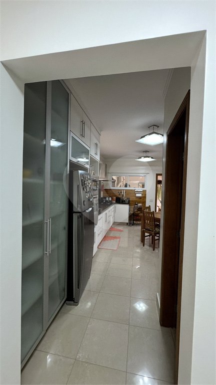 Casa à venda com 3 suítes no condomínio Residencial Delle Stelle, Louveira - SP
