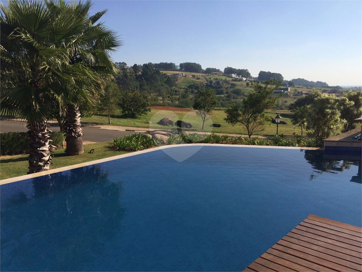 Casa à venda com 5 suítes no condomínio Fazenda da Grama, Itupeva - SP
