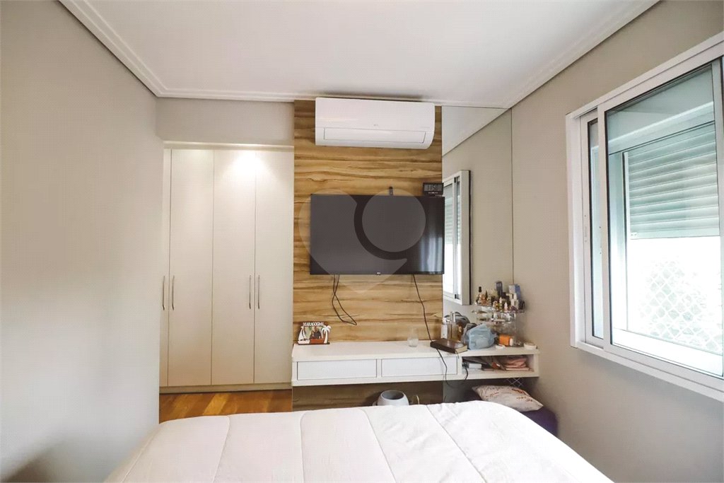 Apartamento à venda com 3 quartos, sendo 1 suíte,  em Vila Dom Pedro II, São Paulo, SP