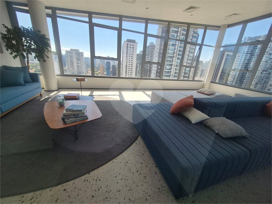 Apartamento para alugar com 2 suítes em Brooklin, São Paulo, SP