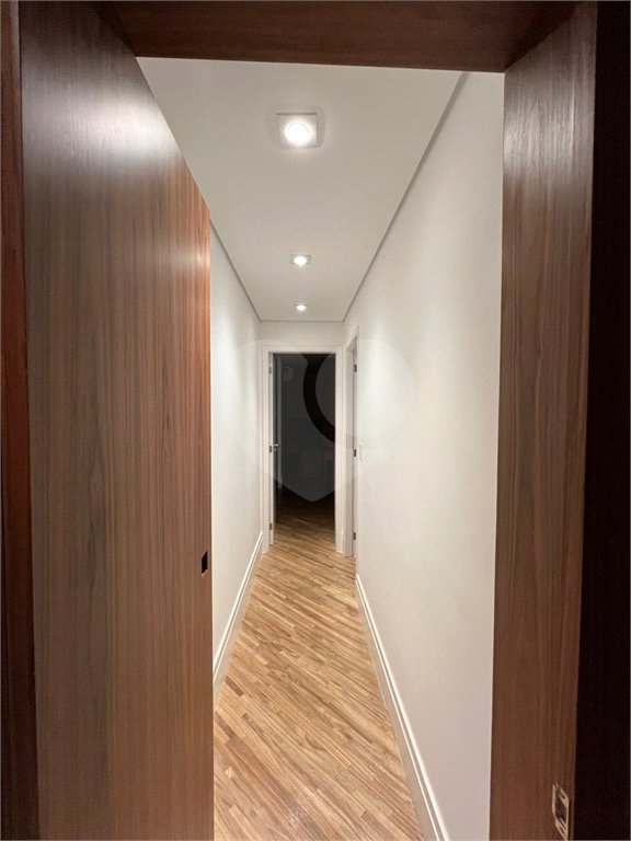 Apartamento à venda com 3 quartos, sendo 2 suítes, em Cerqueira César, São Paulo, SP