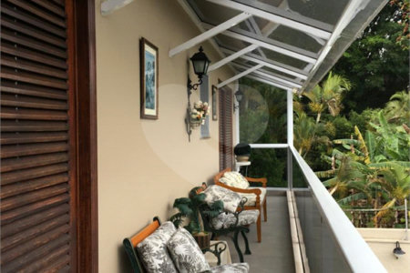 Casa à venda com 5 quartos, sendo 4 suítes,  em Vila Tramontano, São Paulo, SP
