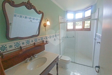 Casa à venda com 3 quartos, sendo 1 suíte,  no condomínio Estância Marambaia, Vinhedo - SP