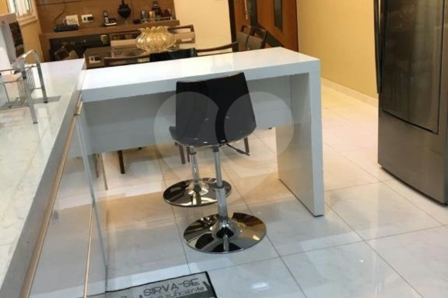 Sobrado à venda com 3 suítes em Vila Nova Cachoeirinha, São Paulo, SP