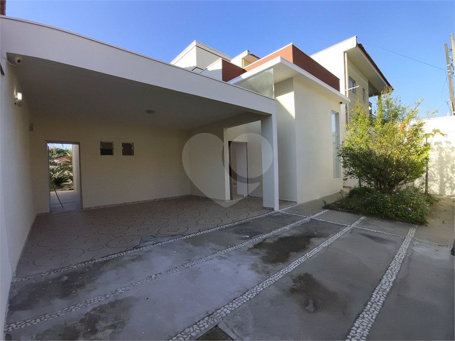 Casa à venda com 3 quartos, sendo 1 suíte,  em Jardim Pagliato, Sorocaba, SP