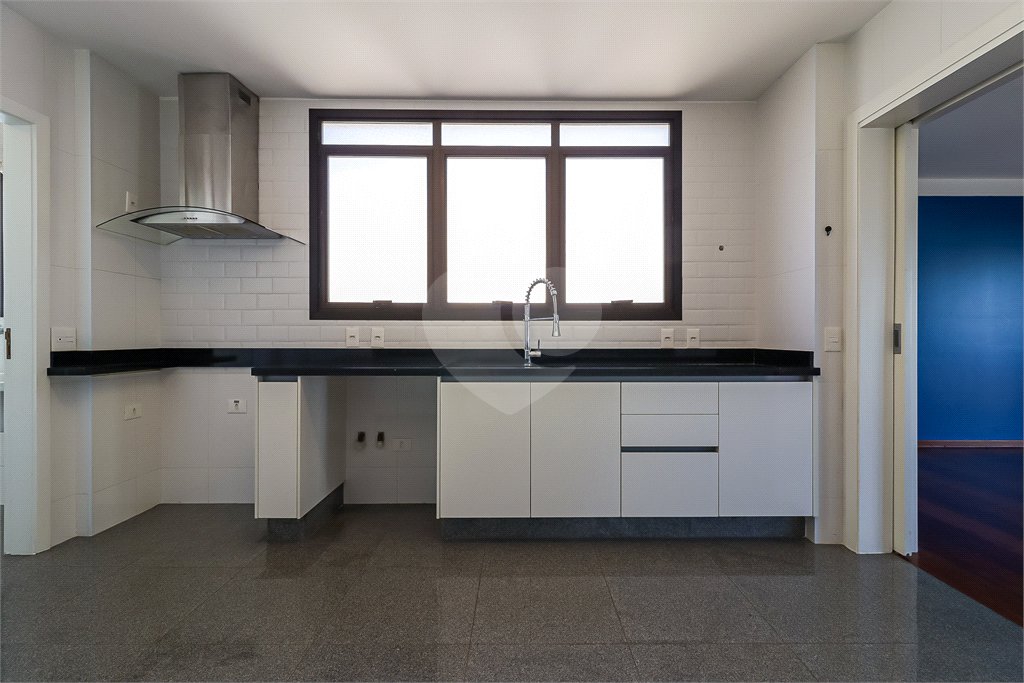 Apartamento à venda com 3 suítes em Cidade Monções, São Paulo, SP
