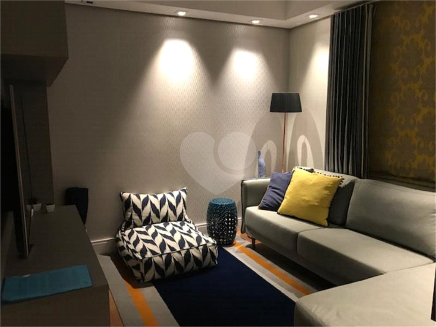 Apartamento à venda com 3 quartos, sendo 1 suíte,  em Jardim Ampliação, São Paulo, SP