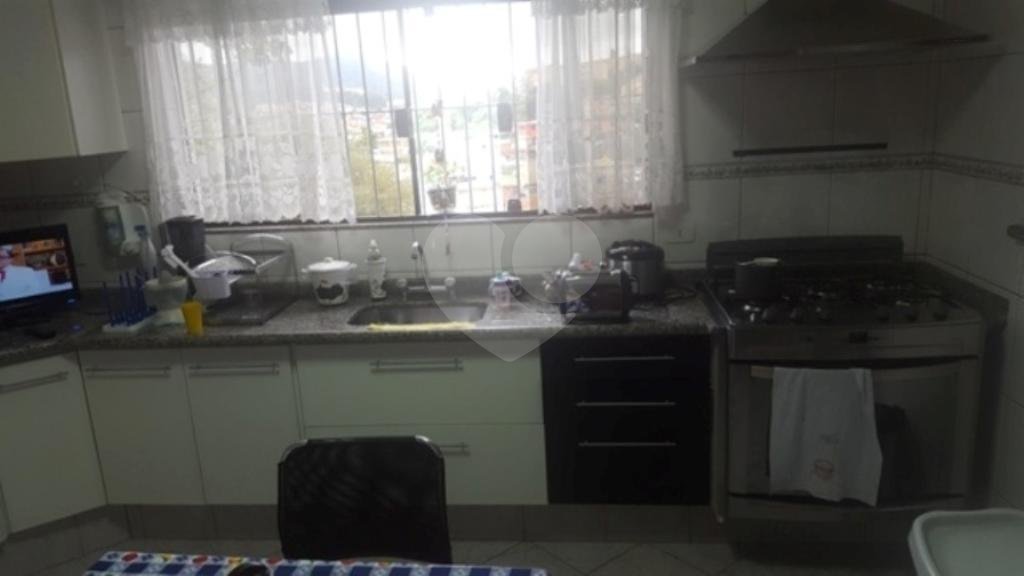 Sobrado à venda com 4 quartos, sendo 1 suíte, em Tremembé, São Paulo, SP