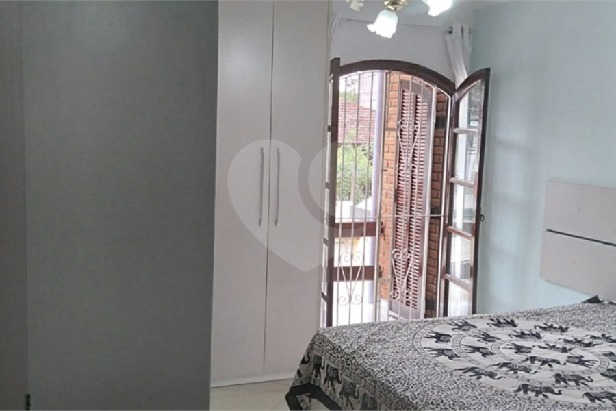 Sobrado à venda com 2 quartos em Tremembé, São Paulo, SP