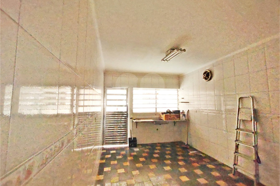 Sobrado à venda com 2 quartos em Vila Nivi, São Paulo, SP