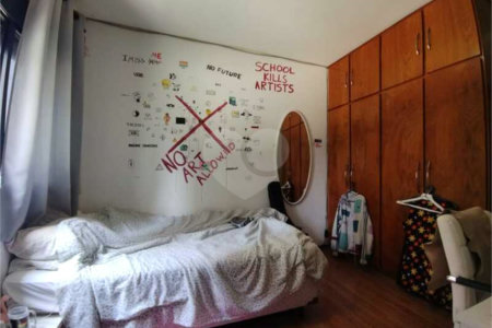 Apartamento à venda com 4 quartos, sendo 2 suítes, em Campo Belo, São Paulo, SP