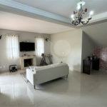 Casa à venda com 3 suítes no condomínio Residencial Delle Stelle, Louveira - SP
