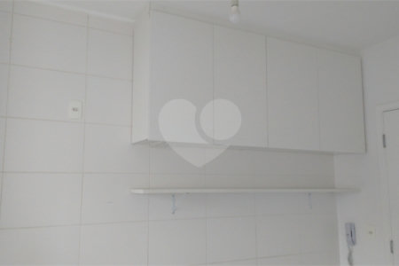 Apartamento à venda com 3 quartos, sendo 1 suíte, em Vila Suzana, São Paulo, SP