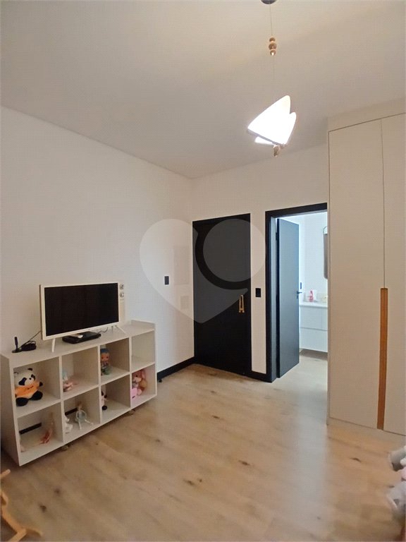 Casa à venda com 3 suítes em Pinheirinho, Vinhedo, SP