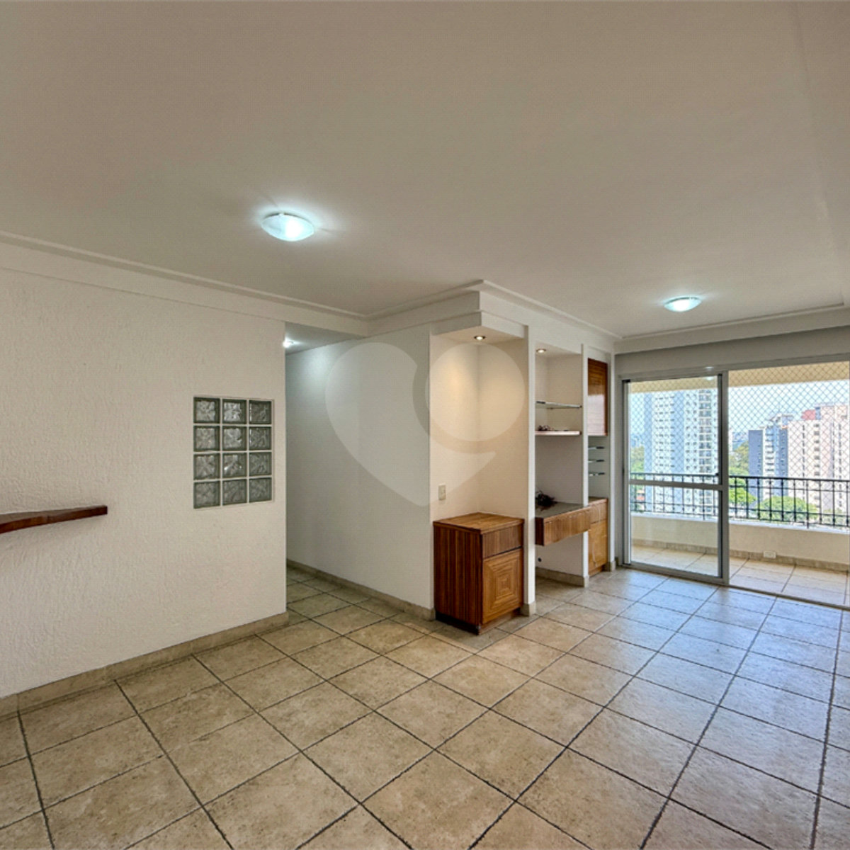 Apartamento à venda com 2 quartos, sendo 1 suíte, em Jardim Marajoara, São Paulo, SP