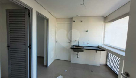 Apartamento à venda com 3 suítes em Água Branca, São Paulo, SP