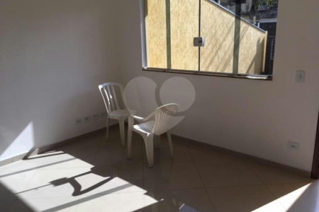 Sobrado à venda com 2 suítes em Jardim Monte Kemel, São Paulo, SP
