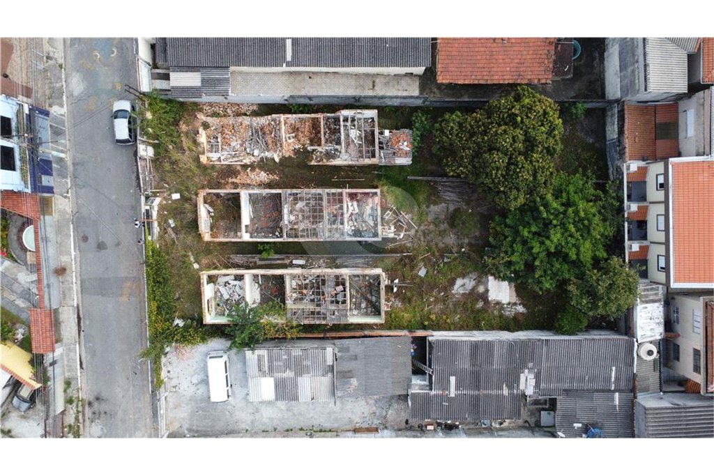 Terreno à venda com 5 suítes em Vila Marieta, São Paulo, SP