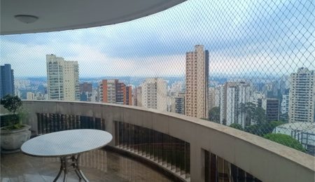 Apartamento à venda com 4 suítes em Vila Suzana, São Paulo, SP