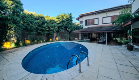 Casa à venda com 5 quartos, sendo 4 suítes, no condomínio Santa Teresa, Jundiaí - SP