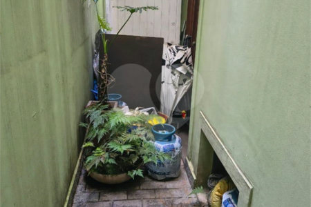 Casa à venda com 3 quartos, sendo 1 suíte, em Mirandópolis, São Paulo, SP