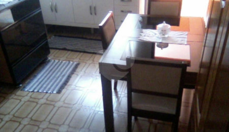 Sobrado à venda com 3 quartos, sendo 1 suíte,  em Jardim Peri, São Paulo, SP
