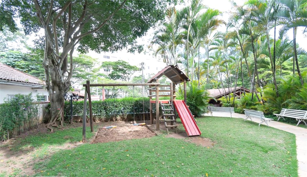 Apartamento à venda com 3 quartos, sendo 1 suíte, em Jardim Marajoara, São Paulo, SP