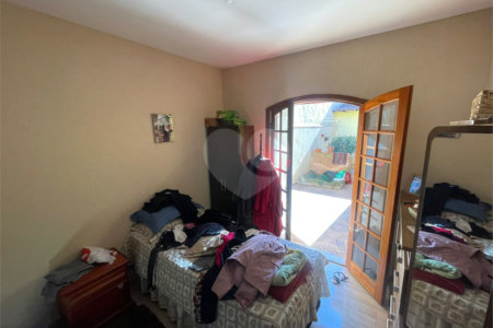 Casa térrea disponível para venda no Jardim Bandeirantes