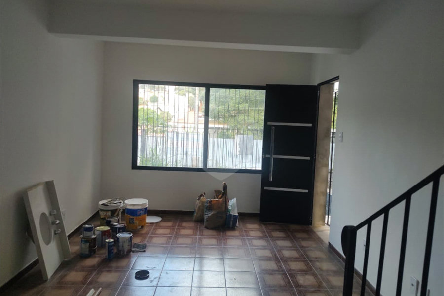 Sobrado à venda com 3 quartos, sendo 1 suíte,  em Tremembé, São Paulo, SP