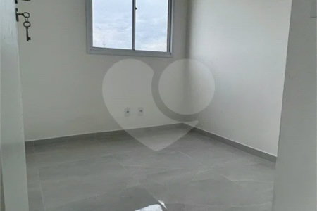 Apartamento á venda - Parque Bristol