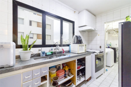 Apartamento à venda com 4 quartos, sendo 1 suíte, em Indianópolis, São Paulo, SP