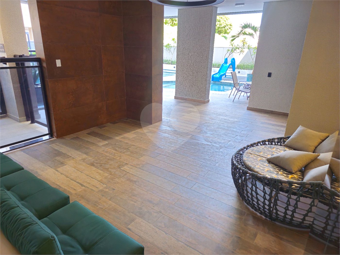Apartamento à venda com 3 quartos, sendo 1 suíte, em Jardim Satélite, São José dos Campos, SP