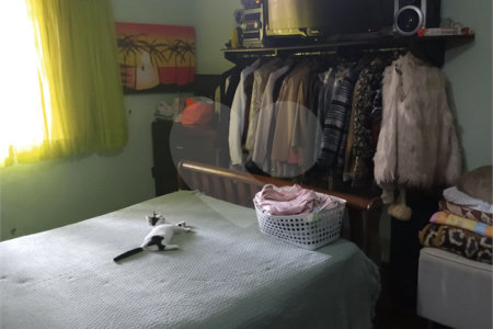 Casa à venda com 3 quartos, sendo 1 suíte,  em Vila Oliveira, Mogi das Cruzes, SP